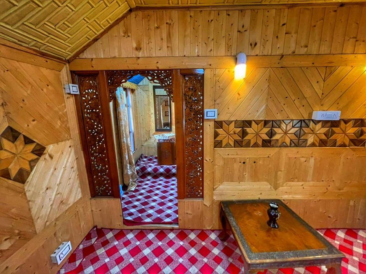 فندق Lala Rukh Group Of Houseboats Srīnagar المظهر الخارجي الصورة