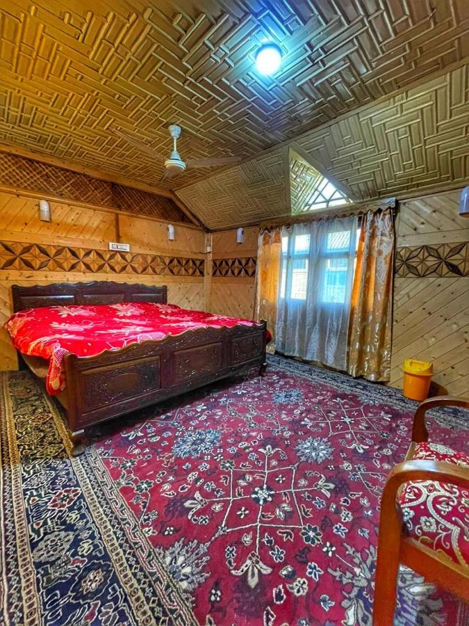 فندق Lala Rukh Group Of Houseboats Srīnagar المظهر الخارجي الصورة