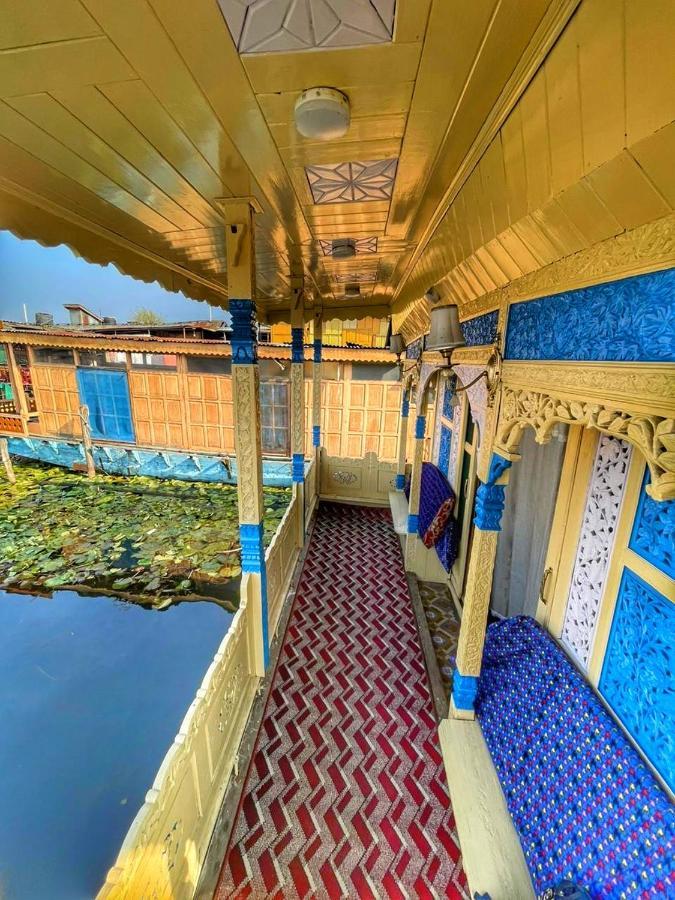 فندق Lala Rukh Group Of Houseboats Srīnagar المظهر الخارجي الصورة