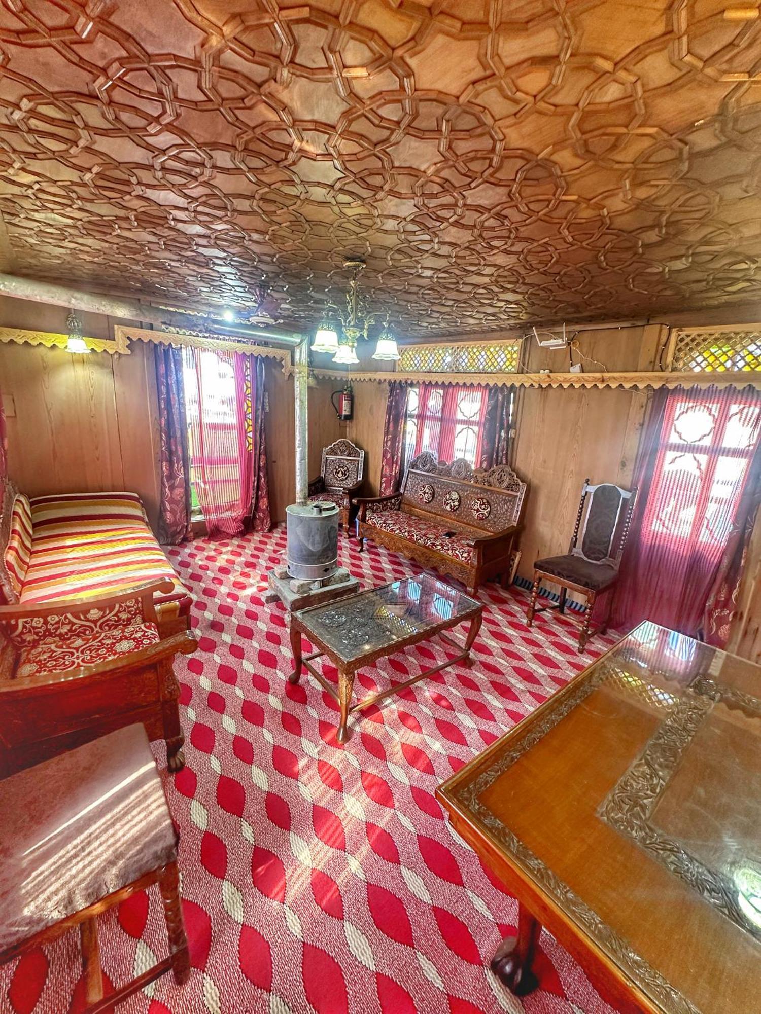 فندق Lala Rukh Group Of Houseboats Srīnagar المظهر الخارجي الصورة